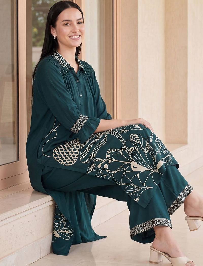 Women Floral Printed Regular Kurta with Palazzos