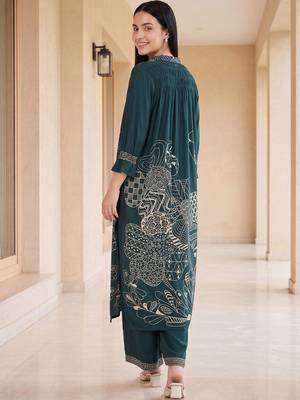 Women Floral Printed Regular Kurta with Palazzos 6