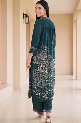 Women Floral Printed Regular Kurta with Palazzos