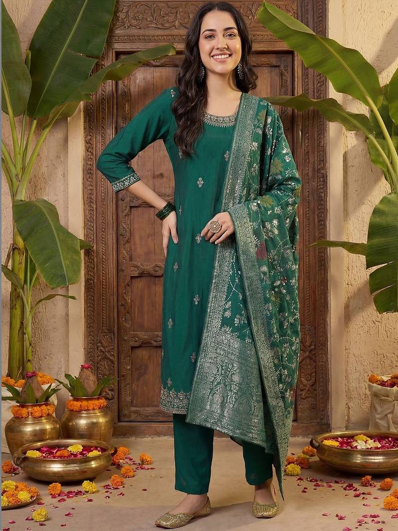 Women Ethnic Motifs Embroidered Round Neck Kurta with Trousers & Dupatta