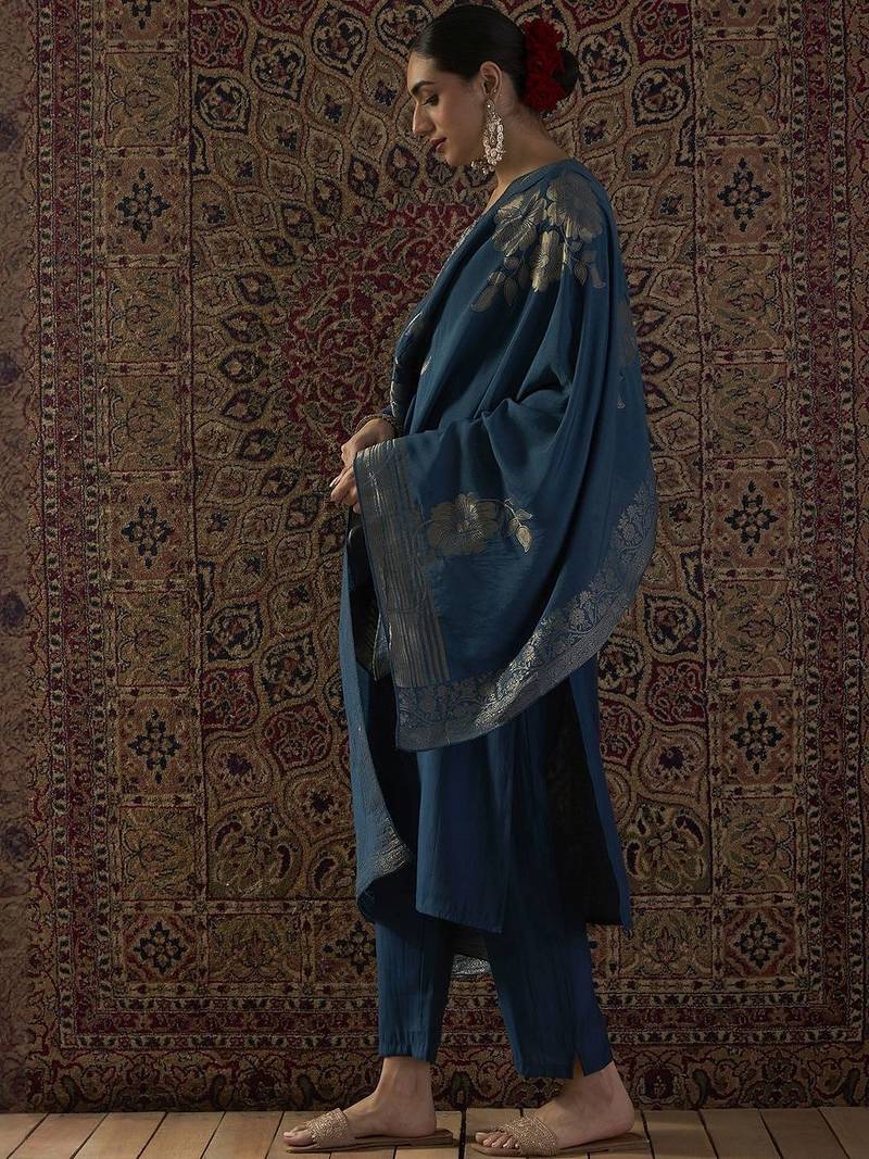 Ethnic Motifs Embroidered Thread Work Kurta With Trousers & Dupatta