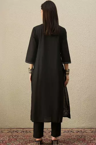 Women Ethnic Motifs Embroidered Panelled Thread Work Cotton Kurta with Trousers