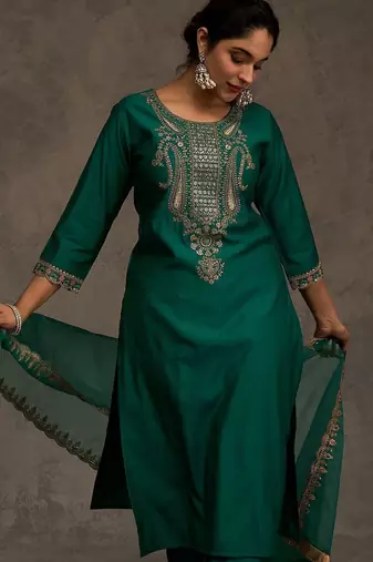 Women Ethnic Motifs Embroidered Liva Kurta with Trousers & With Dupatta