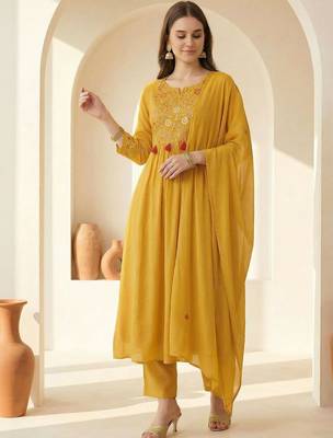 Women Ethnic Motifs Embroidered Panelled Thread Work Kurta with Trousers & With Dupatta 2