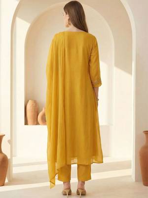Women Ethnic Motifs Embroidered Panelled Thread Work Kurta with Trousers & With Dupatta 3