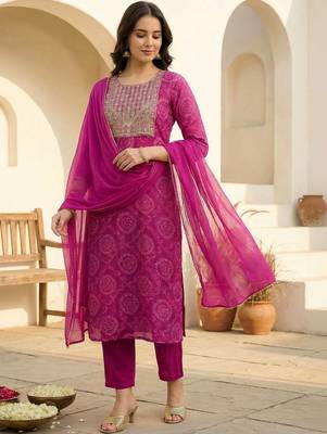 Women Ethnic Motifs Printed Thread Work Kurta with Trousers & Dupatta 1