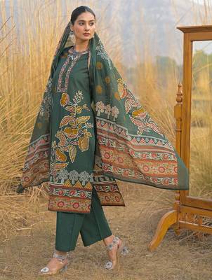 Women Ethnic Motifs Printed Cotton Kurta with Trousers & With Dupatta 3