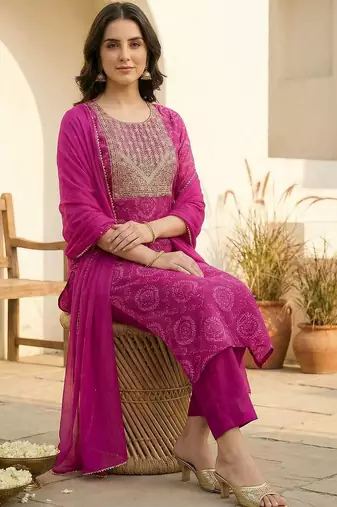 Women Ethnic Motifs Printed Kurta with Trousers & With Dupatta