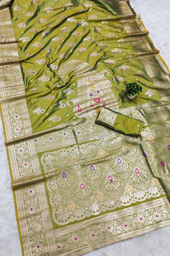 green soft silk blend saree with zari weaving meenakari design