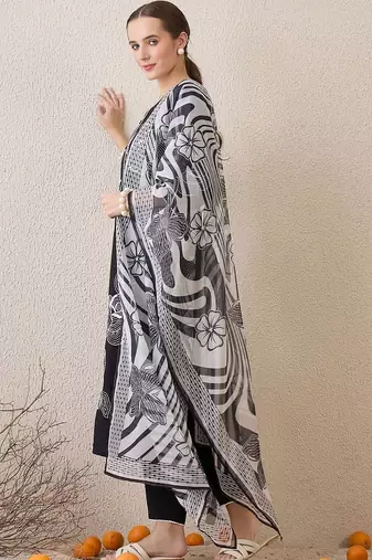 Women Floral Embroidered Thread Work Linen Kurta with Trousers & With Dupatta