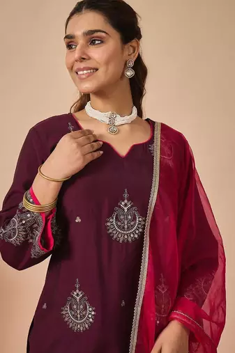 Women Ethnic Motifs Embroidered Thread Work Liva Kurta with Trousers & With Dupatta
