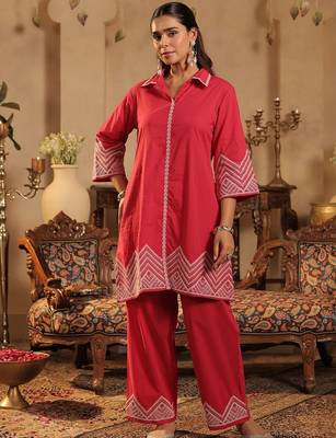 Women Geometric Embroidered Cotton Kurta with Palazzos 1