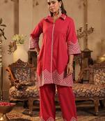 Women Geometric Embroidered Cotton Kurta with Palazzos