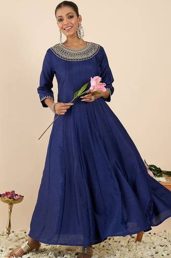 Women Ethnic Motifs Embroidered Panelled Thread Work Kurta with Trousers