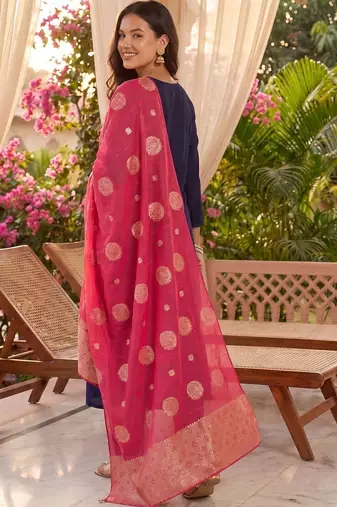 Women Ethnic Motifs Embroidered Thread Work Kurta with Trousers & With Dupatta