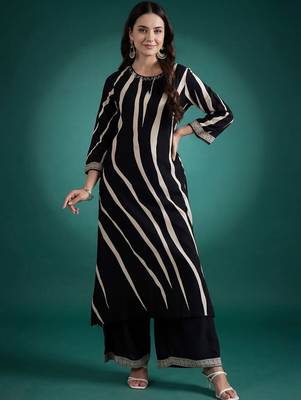 Women Leheriya Printed Beads and Stones Kurta with Palazzos 5