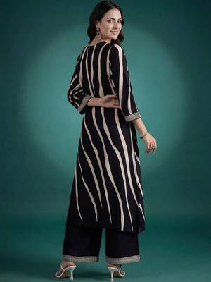 Women Leheriya Printed Beads and Stones Kurta with Palazzos 6