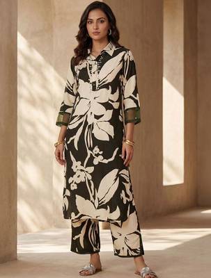 Women Floral Printed Kurta with Trousers 4