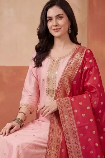 Women Ethnic Motifs Embroidered Kurta with Trousers & With Dupatta