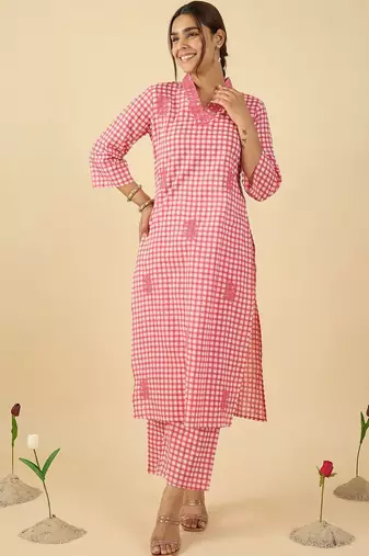 Women Thread Work Cotton Kurta with Trousers