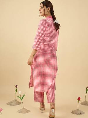 Women Thread Work Cotton Kurta with Trousers 5