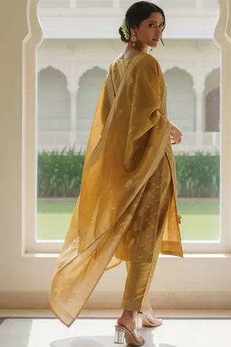 Ethnic Motifs Woven Design Straight Kurta With Trousers & Dupatta