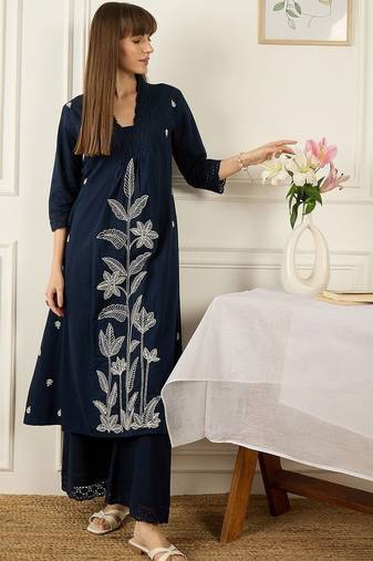 Floral Printed Thread Work Cotton Kurta With Palazzos