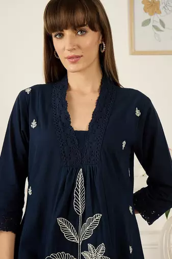 Floral Printed Thread Work Cotton Kurta With Palazzos