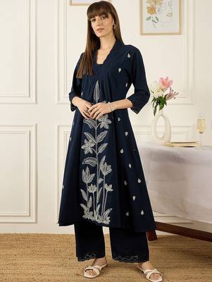 Floral Printed Thread Work Cotton Kurta With Palazzos 4