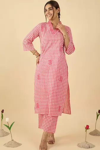 Checked V Neck Thread Work Cotton Straight Kurta With Trousers