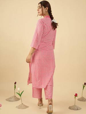 Checked V Neck Thread Work Cotton Straight Kurta With Trousers 4