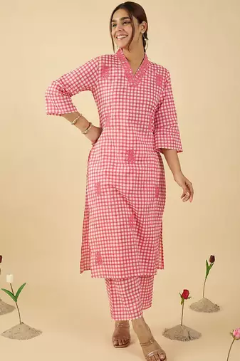 Checked V Neck Thread Work Cotton Straight Kurta With Trousers