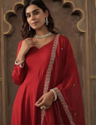 Liva Sweetheart Neck Anarkali Kurta With Trousers & Dupatta 2