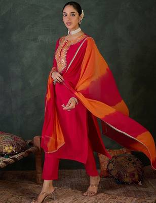 Floral Yoke Design Round Neck Zari Straight Kurta With Trousers & Dupatta 3