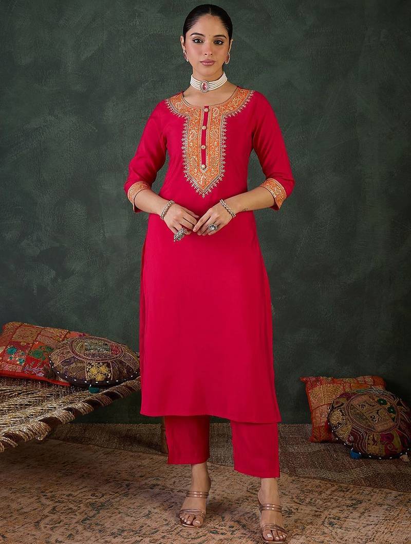 Floral Yoke Design Round Neck Zari Straight Kurta With Trousers & Dupatta