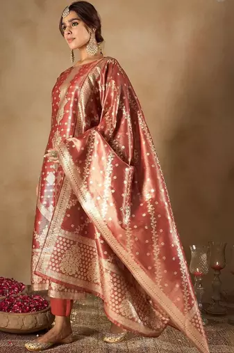Women Ethnic Motifs Kurta with Trousers & With Dupatta