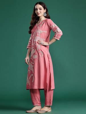 Floral Embroidered Sequinned Cotton Kurta with Trousers 4