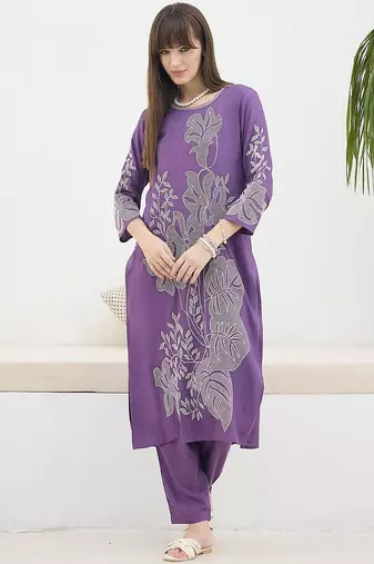 Women Floral Printed Kurta with Trousers