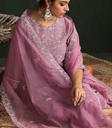 Women Floral Yoke Design Thread Work Kurta with Trousers & With Dupatta