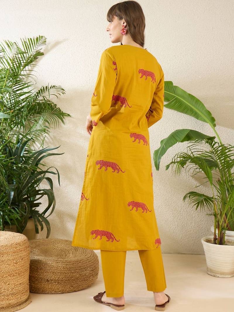Women Animal Printed Tiered Thread Work Cotton Kurta with Trousers