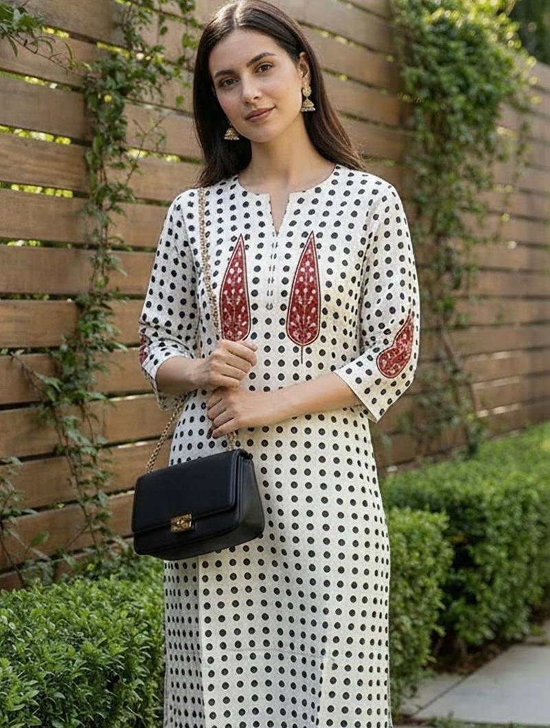 Women Printed Beads and Stones Cotton Kurta with Trousers