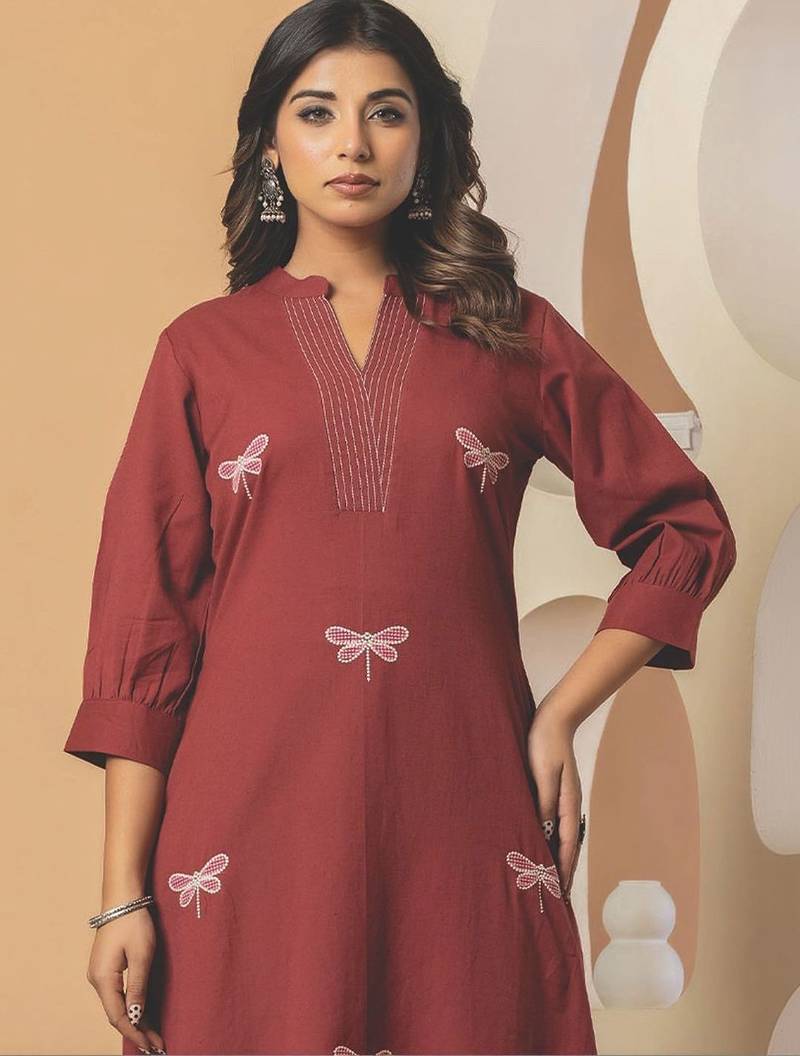 Women Embroidered Thread Work Cotton Kurta with Palazzos
