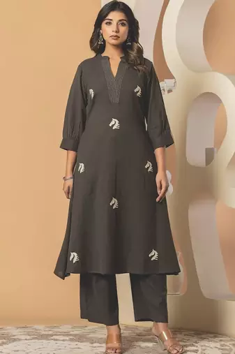 Women Animal Embroidered Thread Work Cotton Kurta with Palazzos