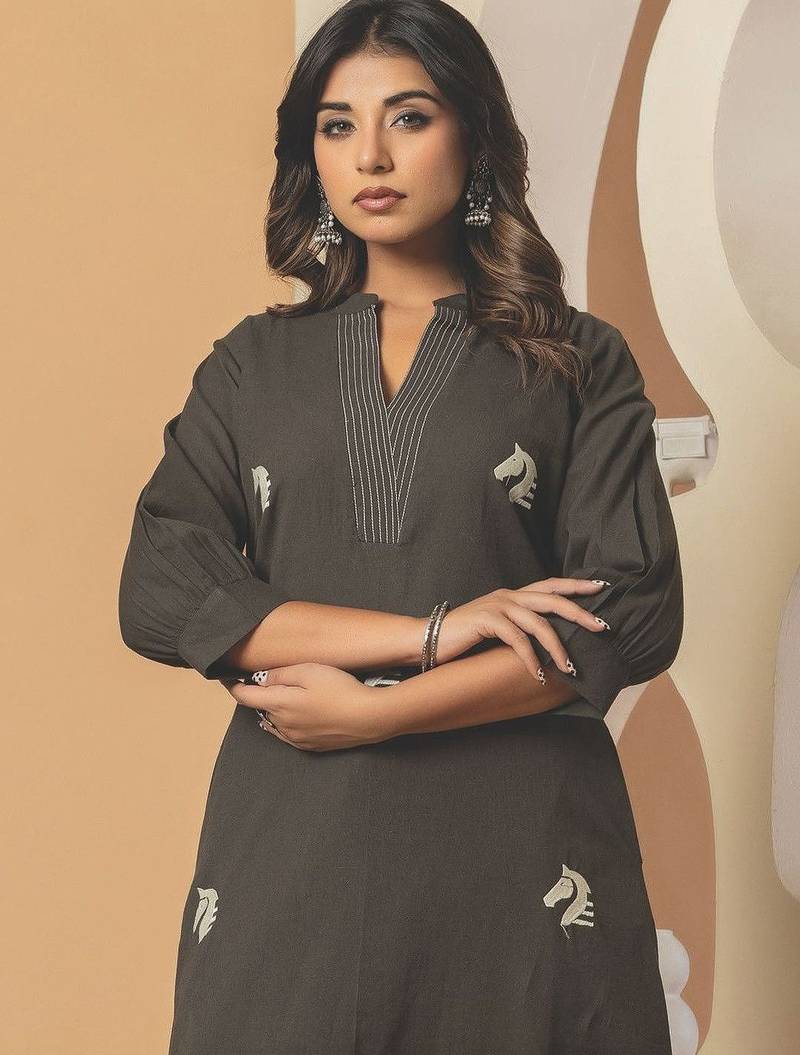 Women Animal Embroidered Thread Work Cotton Kurta with Palazzos