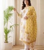 Women Floral Printed Cotton Kurta with Trousers & With Dupatta