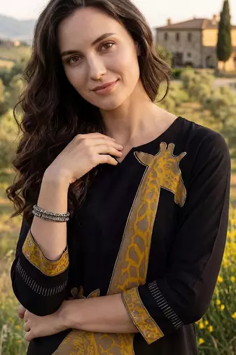Women Animal Printed Kurta with Palazzos