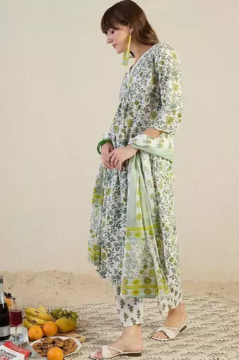 Floral Printed V-Neck Pleated Cotton A-Line Kurta & Trousers With Dupatta