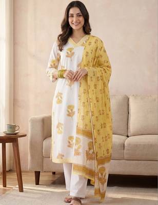 Women Ethnic Motifs Printed Cotton Kurta with Trousers & With Dupatta 5
