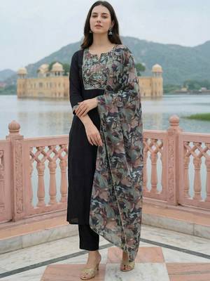 Women Ethnic Motifs Embroidered Thread Work Kurta with Trousers & With Dupatta 2