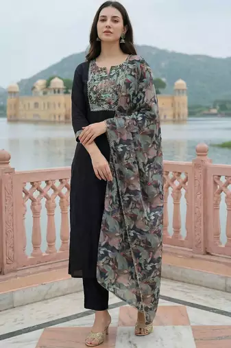 Women Ethnic Motifs Embroidered Thread Work Kurta with Trousers & With Dupatta